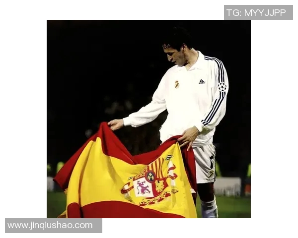 线衣风潮下的足球巨星们谁才是真正的时尚先锋与球场传奇